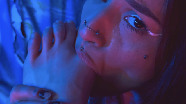 Svetlanna's Foot Tease video from Evol Feet