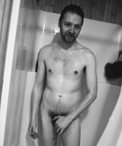 Evulperson at APClips.com