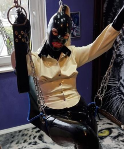 RubberDollFraya at APClips.com