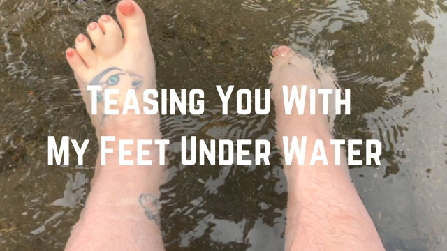 Underwater Foot Tease video from Phoenix Bates