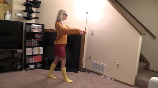 Alisha Trained to Become Velma video from GG Fetish Media