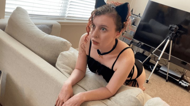 Eden Adore Volunteers to be Trained video from GG Fetish Media