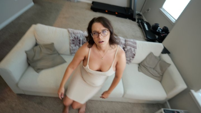 Muffy's Neck Chop Doll-Play video from GG Fetish Media