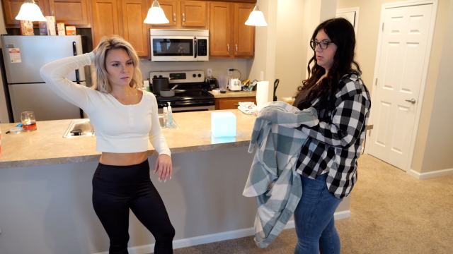 Taylor and Sarah Controlled by the Cube video