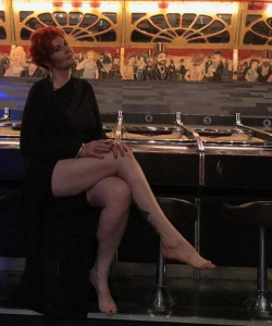 Giantess Muriel at APClips.com