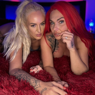 Gigi & Roxi photo gallery by Gigi Patsy