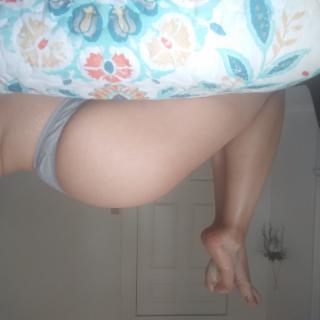 Oily soles, toes and booty galore photo gallery by PrincessAnitta