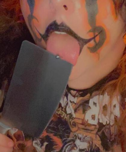 Piper Simms at APClips.com