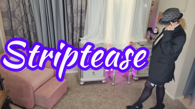 Striptease Inspired By Demi Moore video from HotCherry69