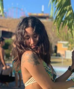 HuiYing at APClips.com