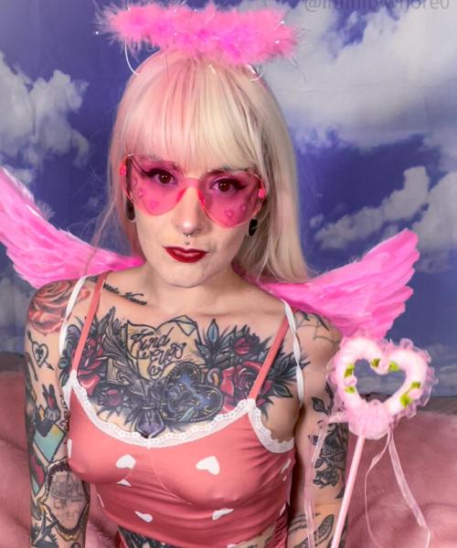 InfinityWhore contest photo