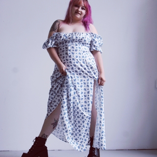 Natural Light & Unnatural Titties photo gallery by ItsMagicalMae