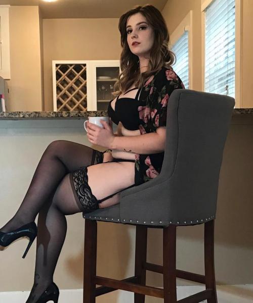 Ivy De La Courte contest photo