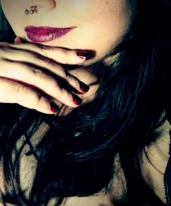 Ivy Stolz at APClips.com