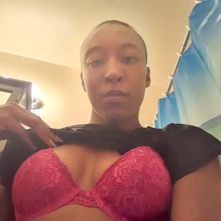 Jazzy Delore photo