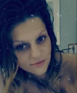 Jennyfromtheblck87 at APClips.com