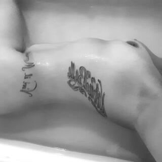 Jennyfromtheblck87 photo