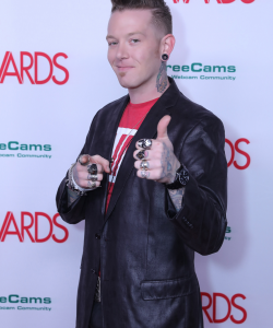 Johnny Goodluck at APClips.com