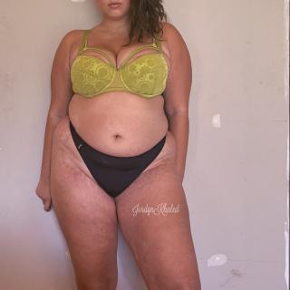 Bra and Panties photo gallery by Jordyn Khaled