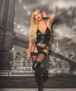 Kate Truu at APClips.com