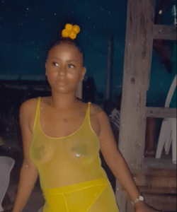 Keekee at APClips.com