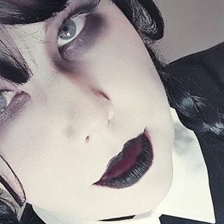 Goddess Kira Secura photo