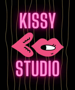 Kissystudio at APClips.com