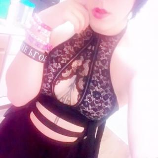 18 year old V-Day Lingere & toys photo gallery by Kit Kendal