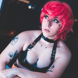 Trish Jojo's Bizarre Adventure Phone/Computer Background Pics photo gallery by Kit Kendal