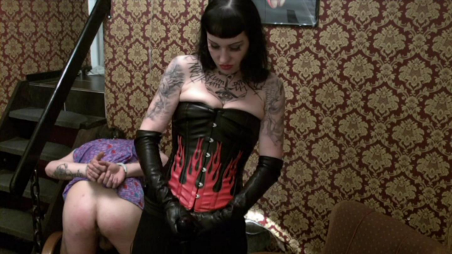 Strap On Fuck by the Mistress with the Leathergloves video from Ladyvampira