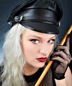 Charlotte Lashes at APClips.com