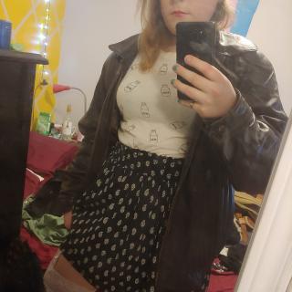 Leah Sandfield photo