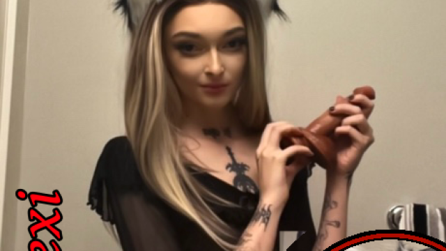 Lexi blow job x handjob time video from Lexi Lillies