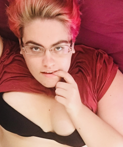 Lexi Mae at APClips.com