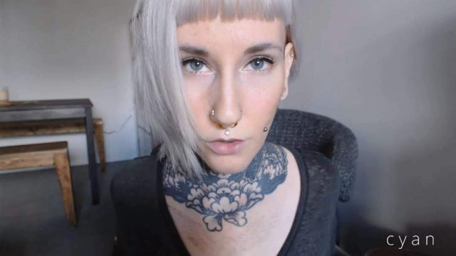 silver+grey : morning masturbation video from EMMA LUMI ꕥ