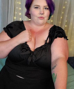 Lexxi Lord at APClips.com