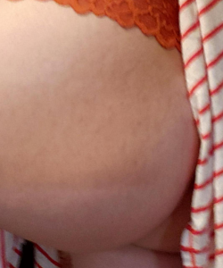 Lindsayslowhand at APClips.com