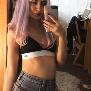 Lola Fawn photo