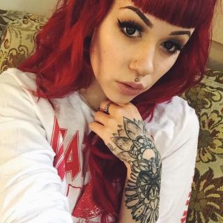 Loretta Rose photo