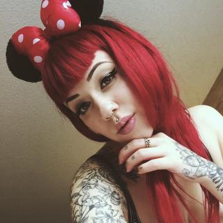Loretta Rose photo