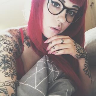Loretta Rose photo