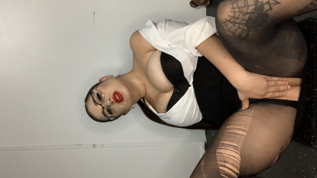 Sexy teacher fucks her pussy video from Lucy Lucifer
