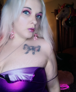 Lucy Prisms at APClips.com