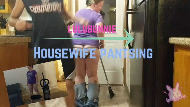 Housewife pantsing video from Kitty Killjoy