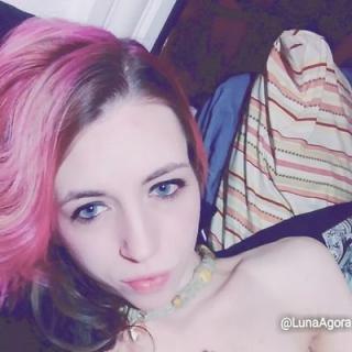Lunaagoraxxx photo
