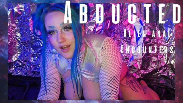 Alien Anal Encounters video from Luna Allora