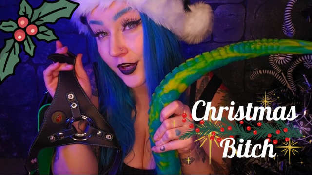 Christmas Bitch video from Luna Allora