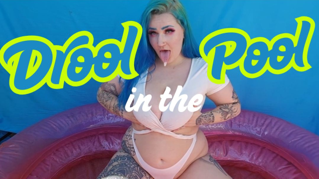 Drool in the Pool video from Luna Allora