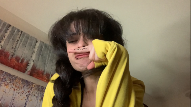 Millennial Giantess video from LuxxxTheFox