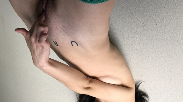 Solo Masturbation video from LuxxxTheFox